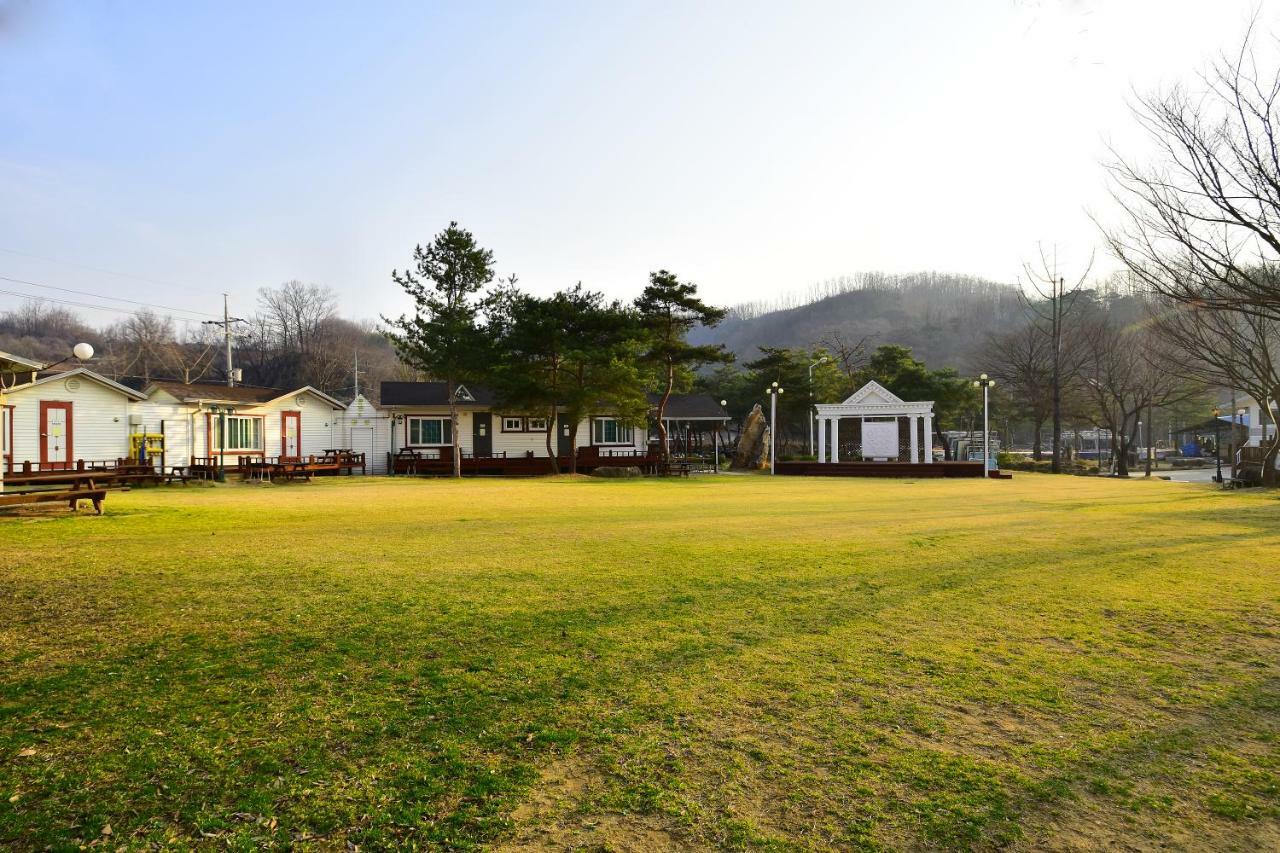 Sungbo Youth Hostel Mungyeong Exterior foto