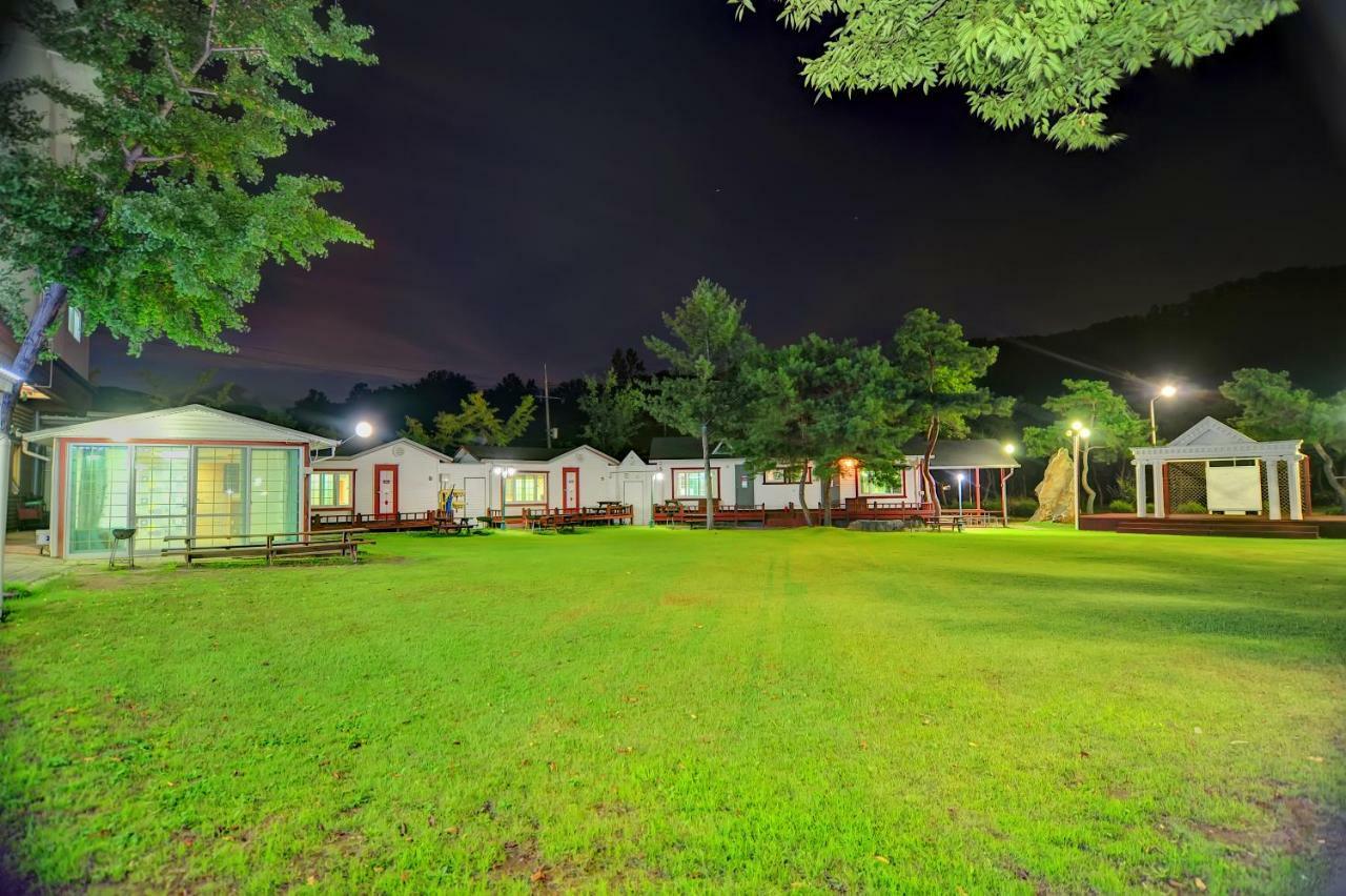 Sungbo Youth Hostel Mungyeong Exterior foto