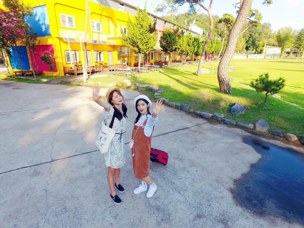 Sungbo Youth Hostel Mungyeong Exterior foto